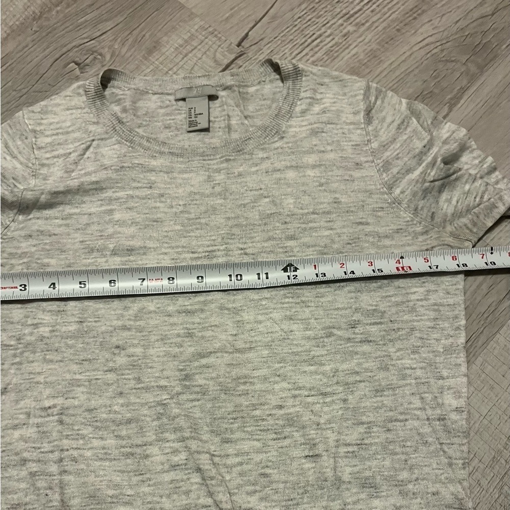 H&M marked lightweight sweater size S - Picture 4 of 7